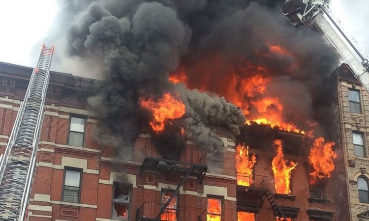 Assicurazione contro il rischio di incendio, scoppio e allagamento